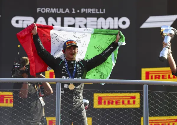 Sebastian Vettel folgorato da Kimi Antonelli: &ldquo;&Egrave; incredibile, non ci sono parole per descriverlo&rdquo;. E ora un suo record &egrave; nel mirino