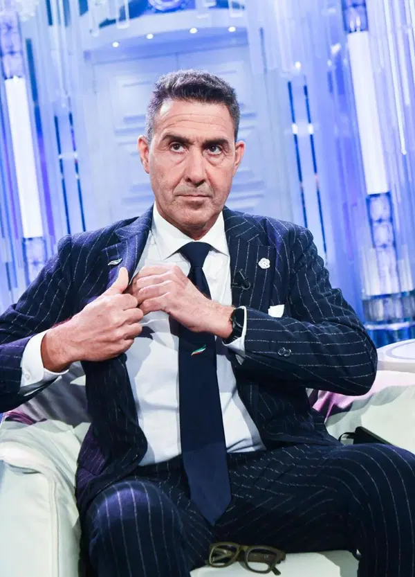 Vannacci e Julius Evola. L&rsquo;ecosfera mitopoietica del Generale, il leader delle cose &ldquo;di cui non si pu&ograve; parlare&rdquo; che rischia di spaccare la Destra