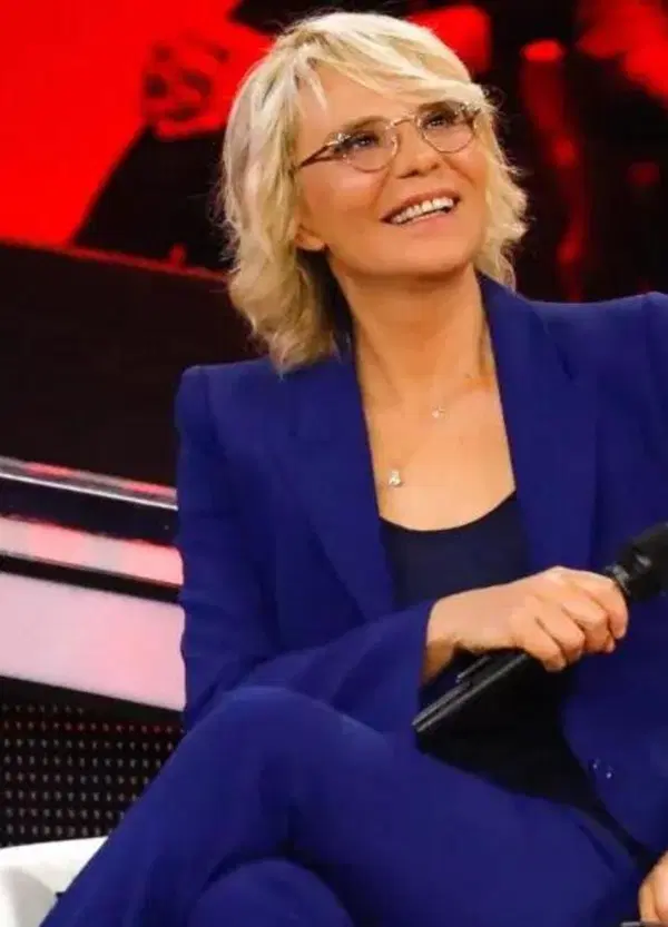 &ldquo;Amici&rdquo; s&igrave;, ma pure &ldquo;maestri&rdquo; ci faceva tanto schifo? La nuova giuria di Maria De Filippi oltre Zerbi, Cuccarini e Celentano