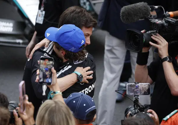 &ldquo;Sono senza cervello, guardassero i Teletubbies e non la  F1&rdquo;: Toto Wolff sbotta a Singapore, altro che Antonelli favorito (e le qualifiche Sprint gli danno ragione)