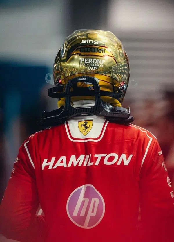Incredibile a Singapore: Hamilton non parla dopo il GP, ma non &egrave; come pensate