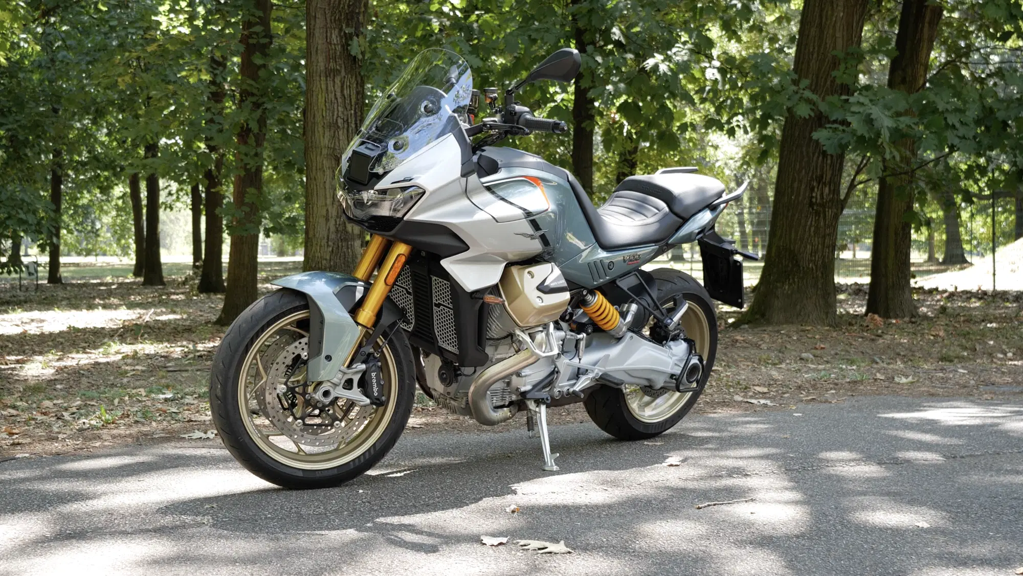 Moto Guzzi V100 Mandello S
