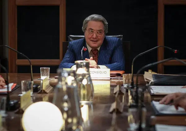 Corrado Guzzanti dalla Festa del cinema di Roma: &ldquo;Nella commedia o tra gli stand-up comedian c'&egrave; un cinismo non sincero&rdquo;. L&rsquo;intervista all&rsquo;attore e ai registi Ciarrapico e Vendruscolo per &ldquo;Il Ministero dell&rsquo;Amore&rdquo;