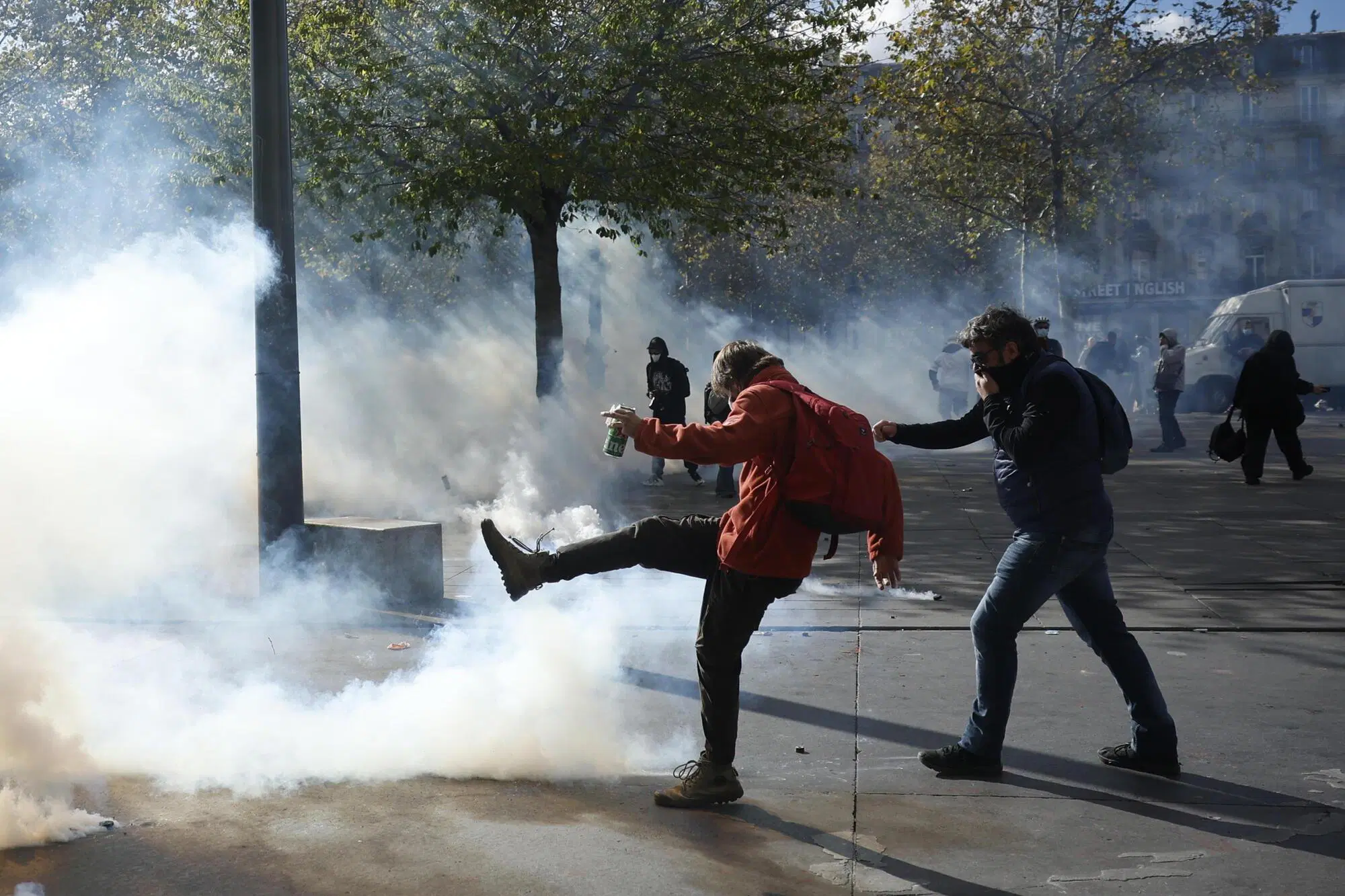 scontri Parigi