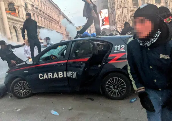 Date il premio Pulitzer agli smartphone che stanno raccontando le proteste meglio di tanti giornalisti