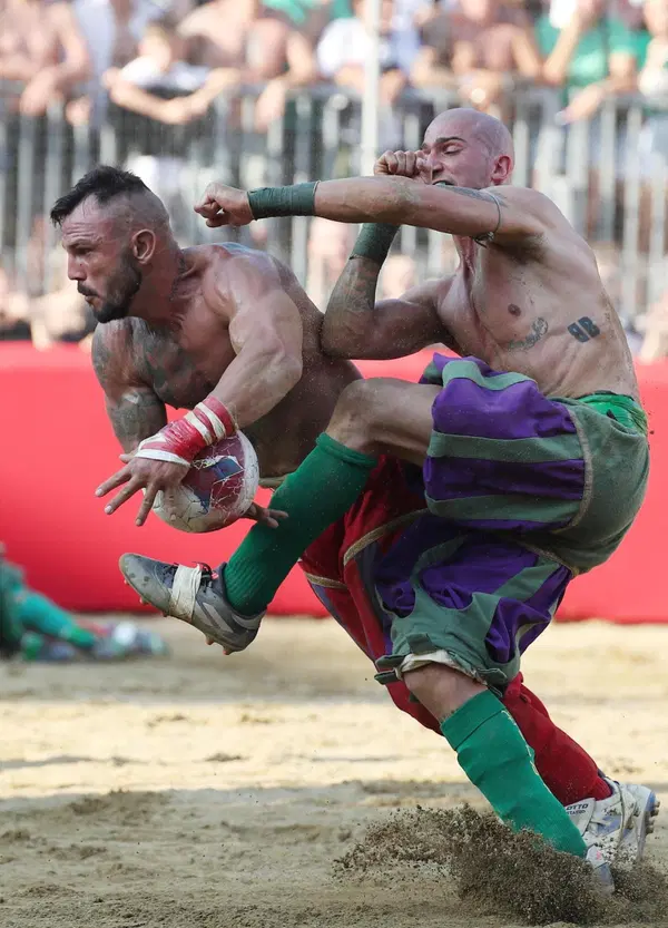 Ma veramente, che caz*o &egrave; il calcio fiorentino? E cosa c&rsquo;entra con il caso David Rossi?