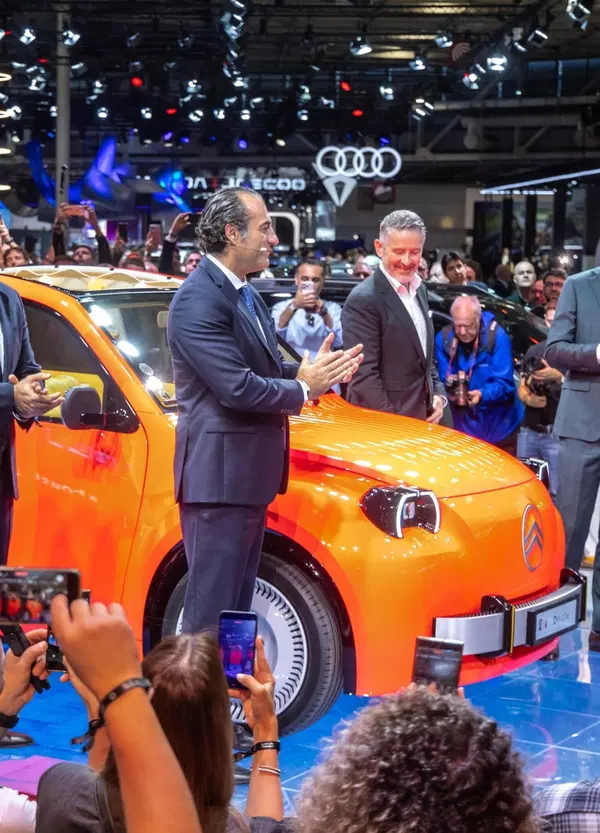 Stellantis e Volkswagen hanno due anni per salvare le auto europee dalla Cina